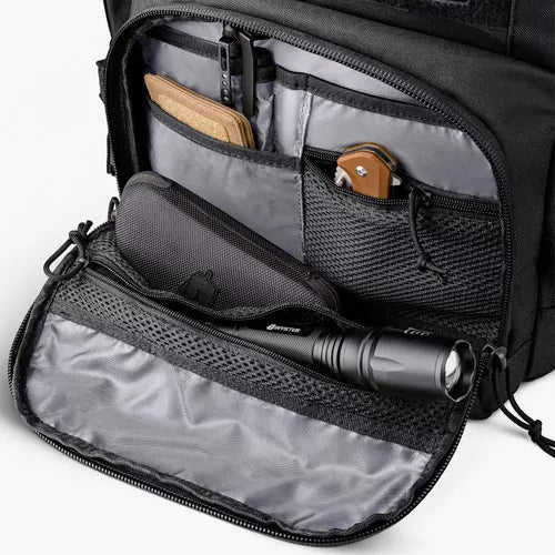 Mochila Tática Commander 50 L Cor Preta Design de Tecido Liso